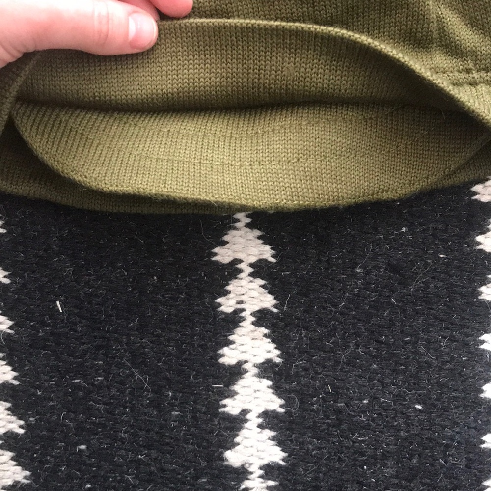 Beanie - Picture 2 of 3